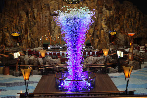 "Chihuly at Mohegan Sun" &copy; Bianca Garcia