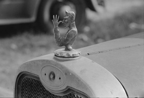 "Radiator cap, Laurel, Mississippi" by Russell Lee, 1938, U.S. Farm Security Administration; courtesy Library of Congress